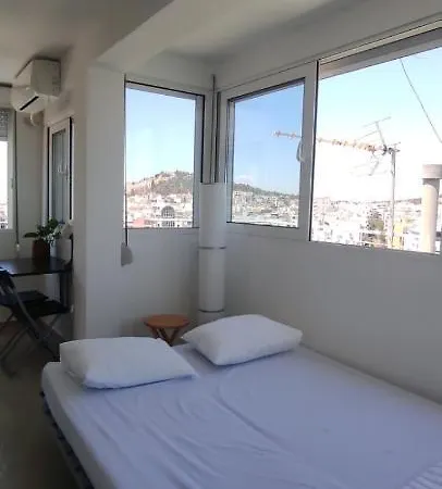 Apartment Neos Kosmos *